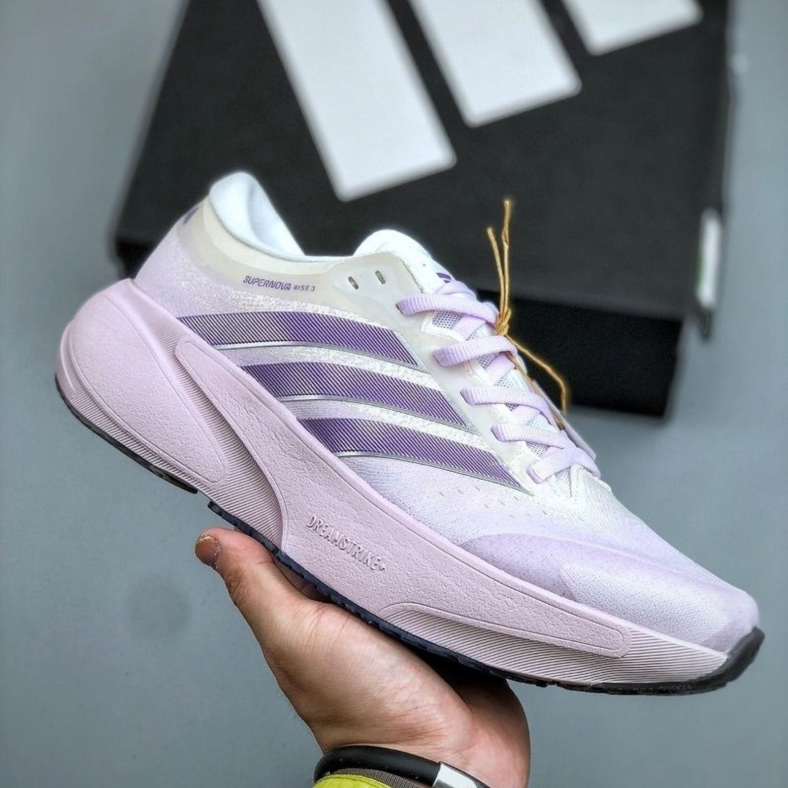 Adidas Clifton 9 ShockFlex Shoes